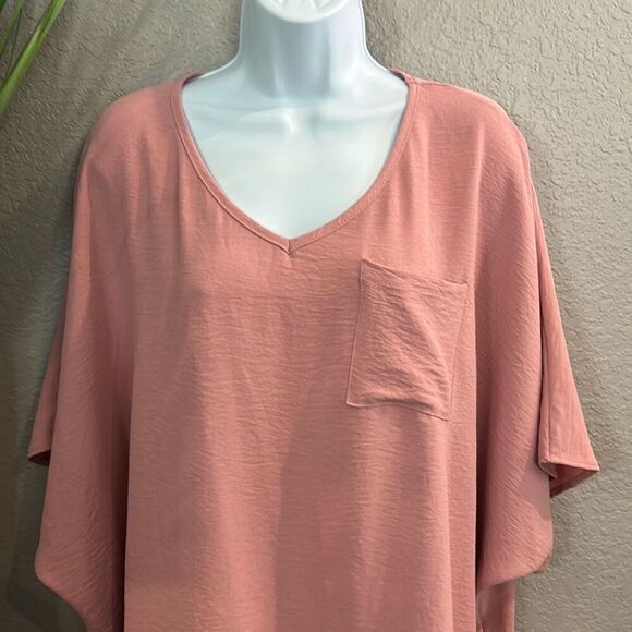 #237 Urban Daisy ya ya gurls, Colette oversized top size large - Picture 2 of 10